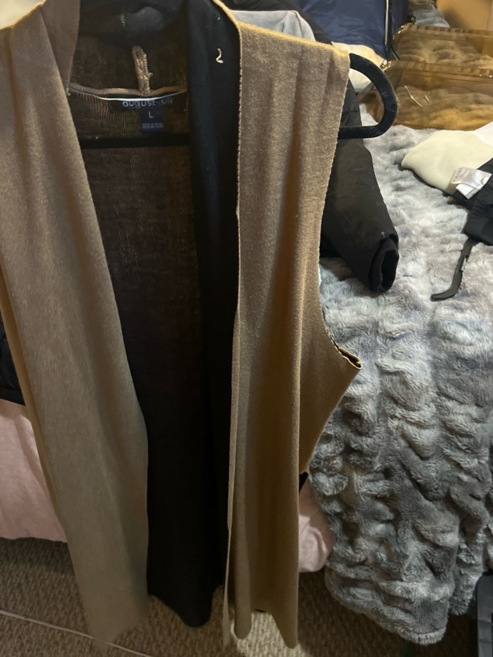 august silk Two-Tone Open Front Sleeveless Vest in Camel and Black